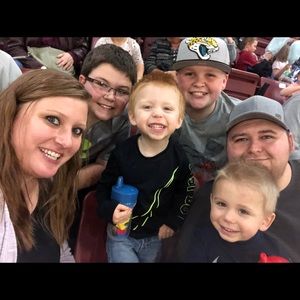 Meet your Posher, Kelsey